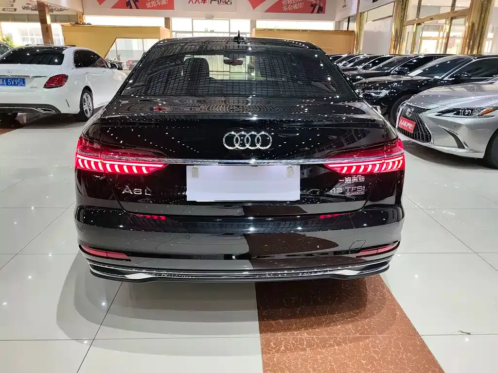 Audi A6L 2023 из CN, фото 10