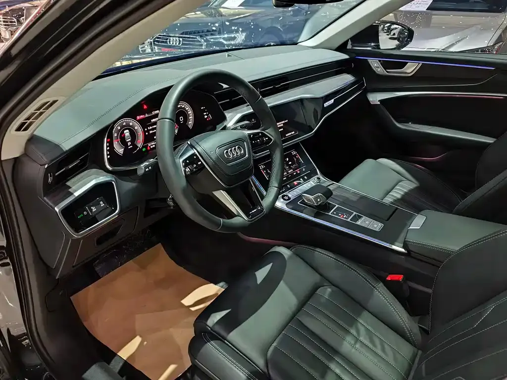 Audi A6L 2023 из CN, фото 5