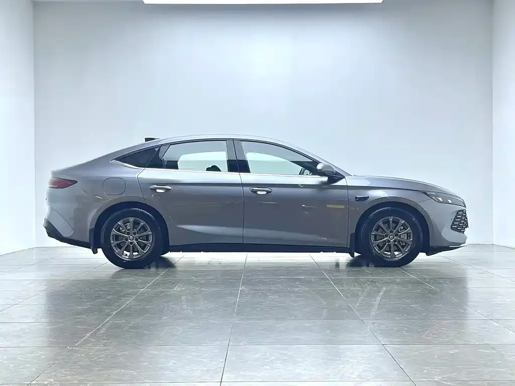 BYD Qin L 2025 из CN, фото 5