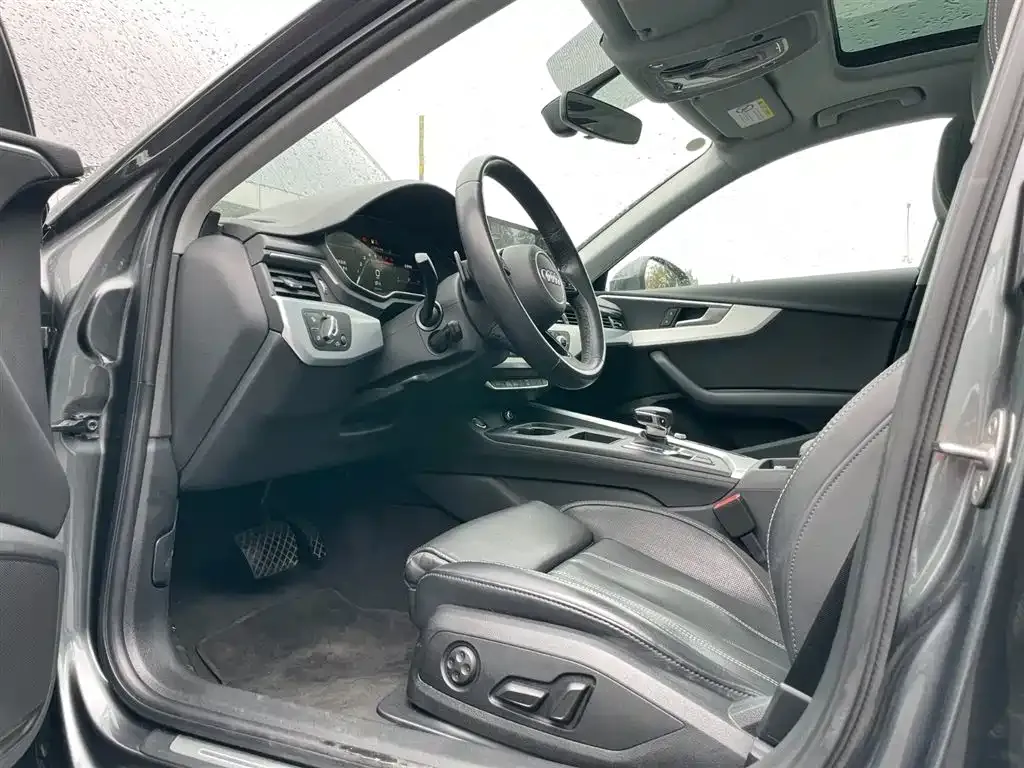 Audi A4L 2023 из CN, фото 7
