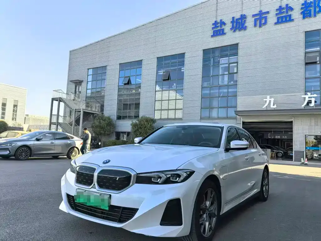 BMW i3 2023 из CN, фото 1
