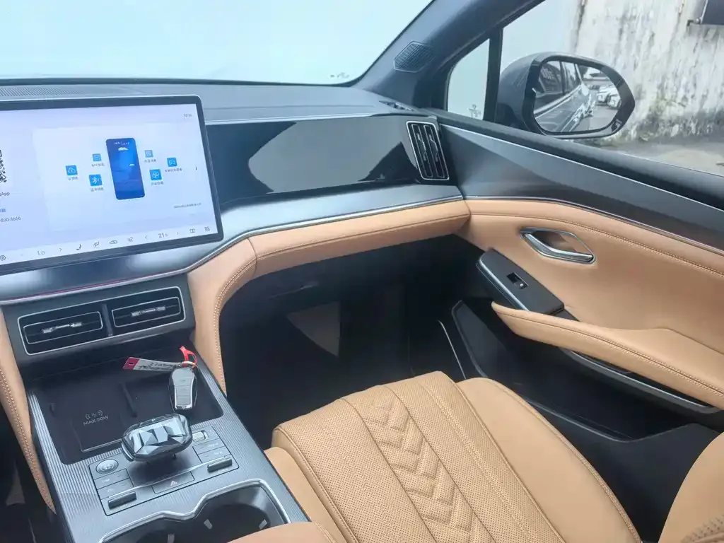 BYD L DM-i 2025 из CN, фото 8