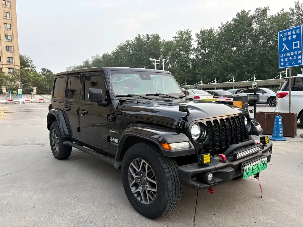 Jeep Wrangler PHEV 2022 из CN, фото 3