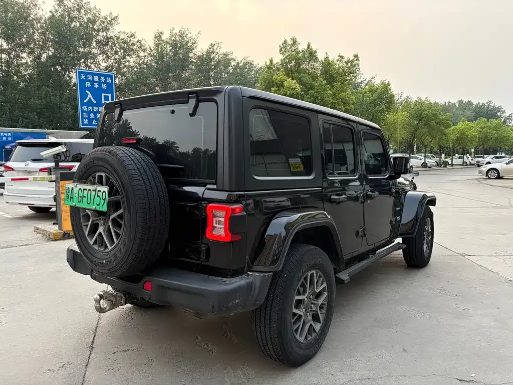 Jeep Wrangler PHEV 2022 из CN, фото 5