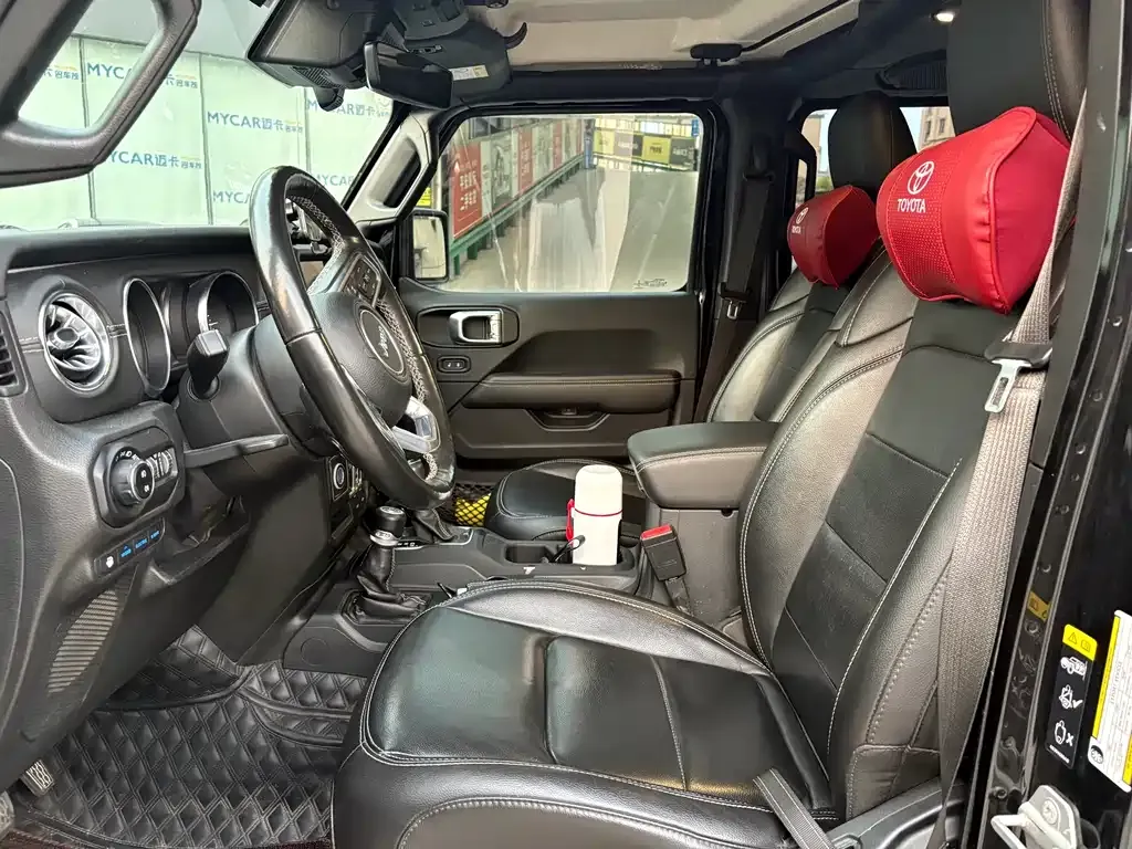 Jeep Wrangler PHEV 2022 из CN, фото 9