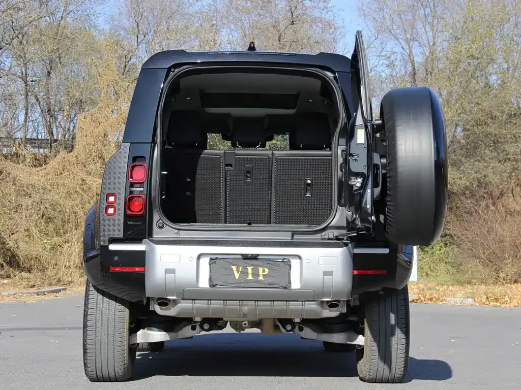 Land Rover Defender — фото 8