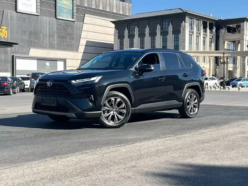 Toyota RAV4 2024 из CN, фото 1