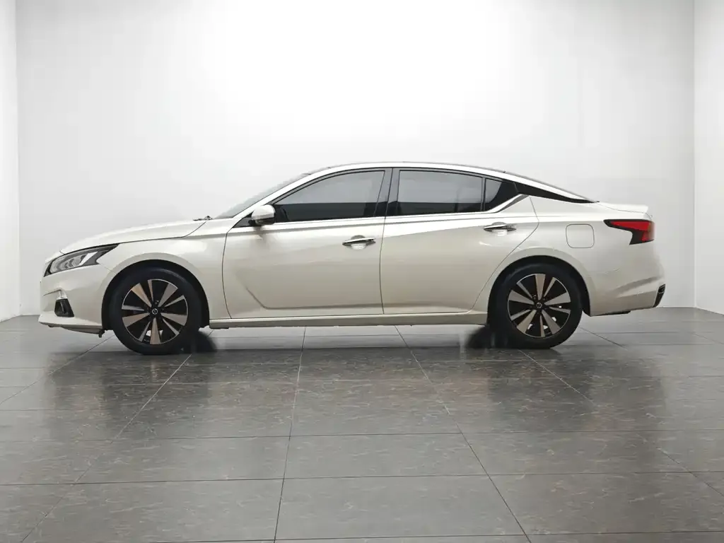 Nissan Teana 2023 из CN, фото 10
