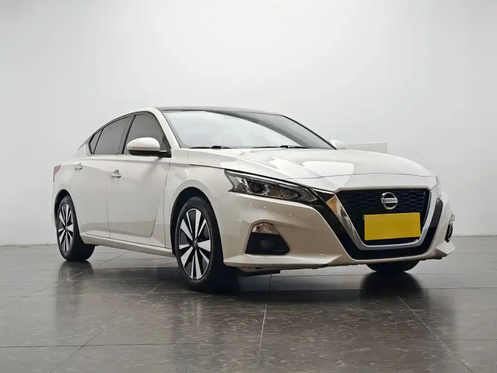 Nissan Teana 2023 из CN, фото 2