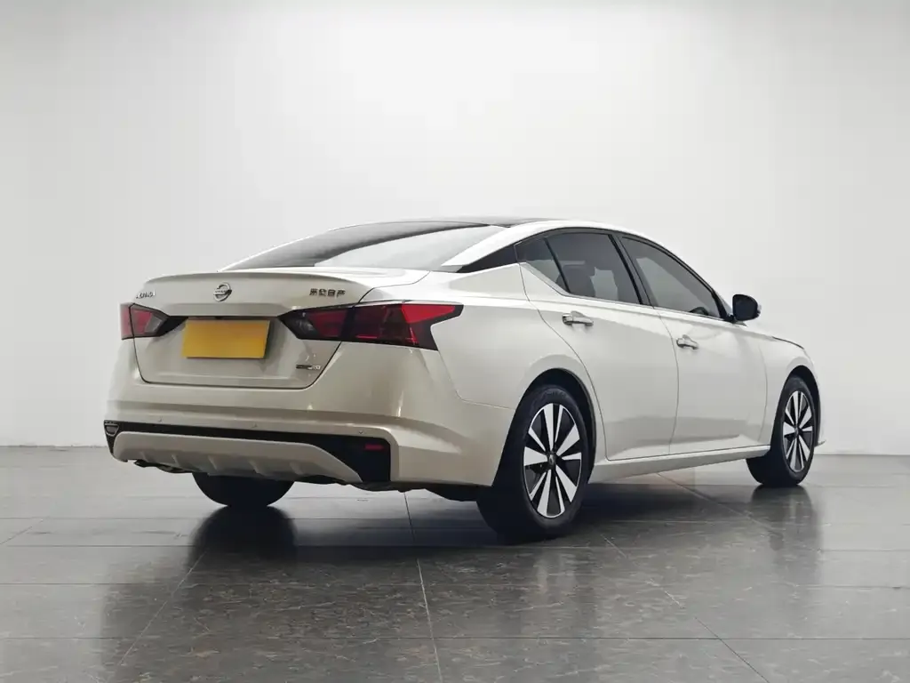 Nissan Teana 2023 из CN, фото 3