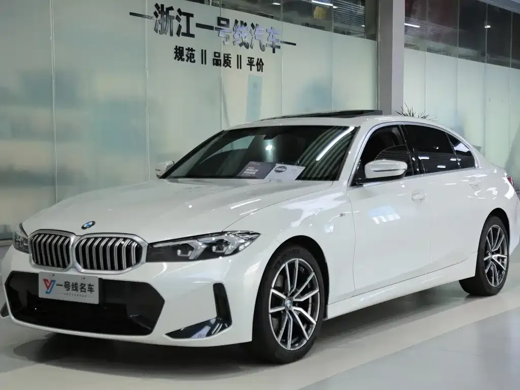 BMW 3 Series 2024 из CN, фото 1