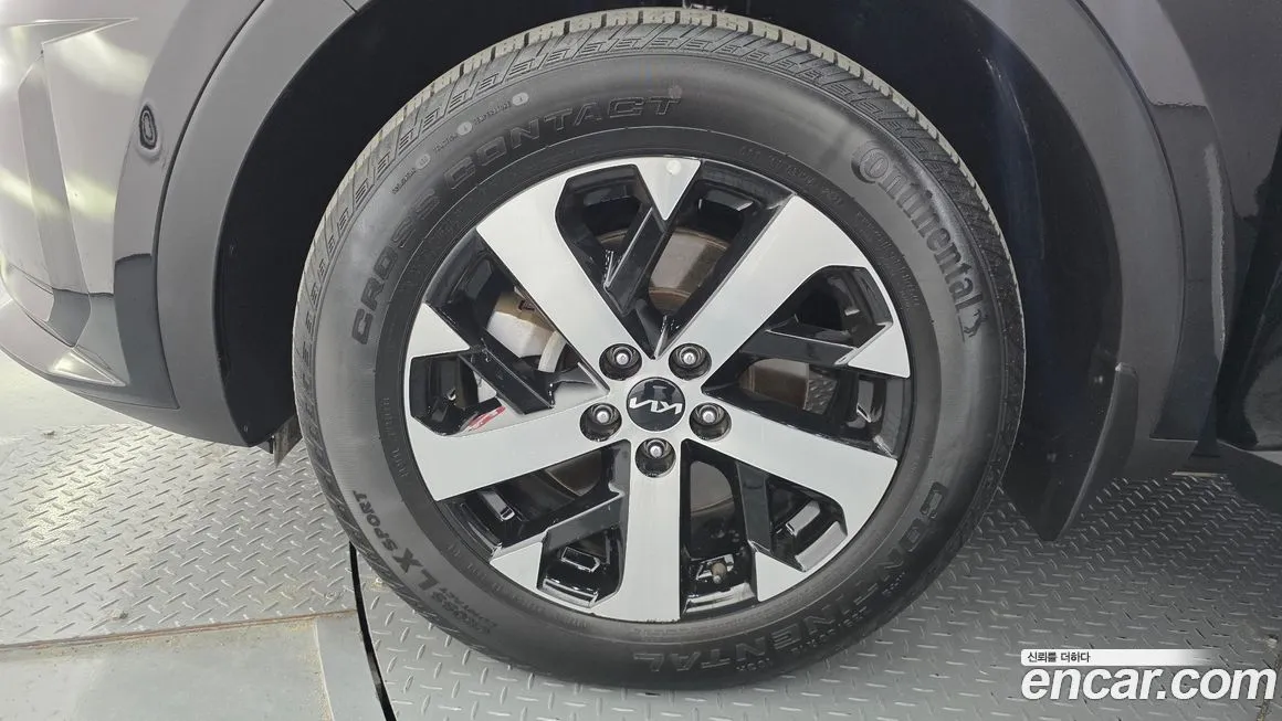 Kia Sorento — фото 5