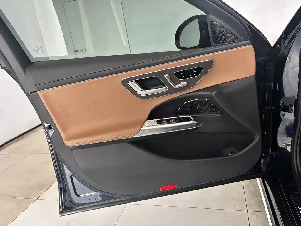 Mercedes-Benz E-Class 2024 из CN, фото 10