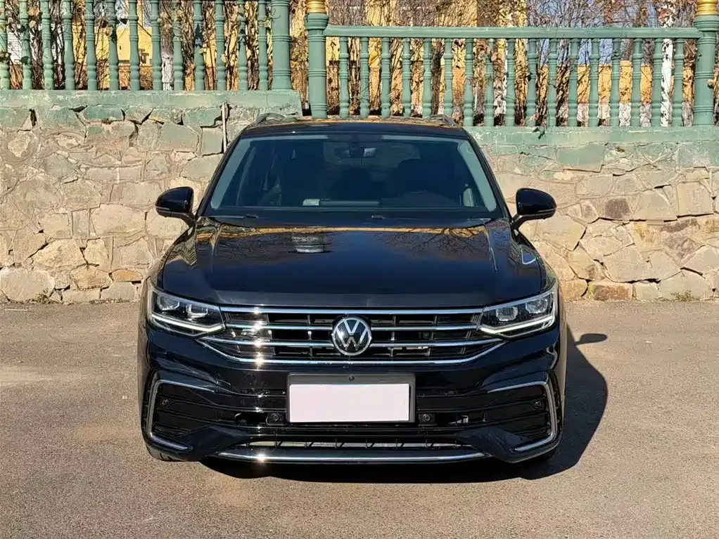 Volkswagen Tiguan L 2021 из CN, фото 2