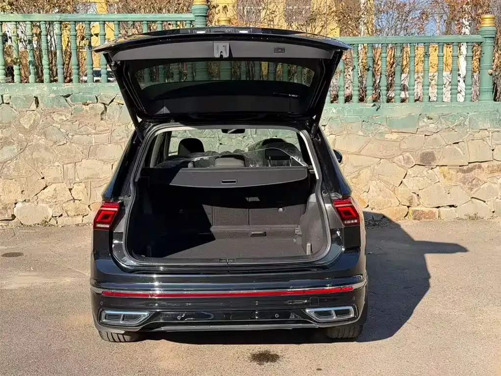 Volkswagen Tiguan L 2021 из CN, фото 7