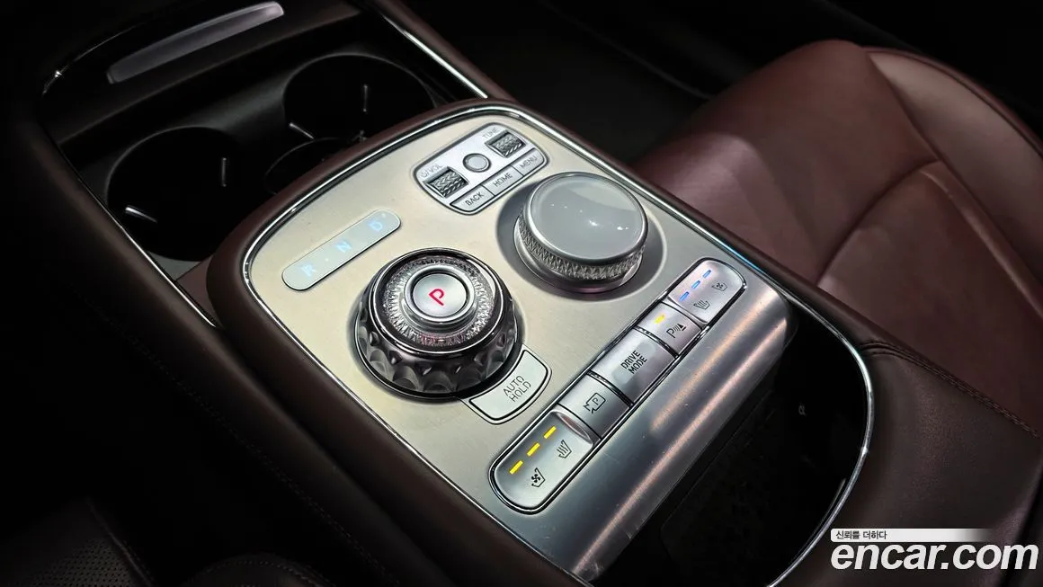 Genesis G90 — фото 9