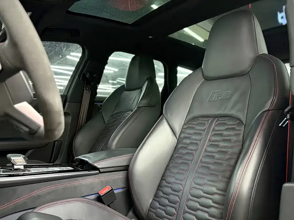 Audi RS 6 2023 из CN, фото 10