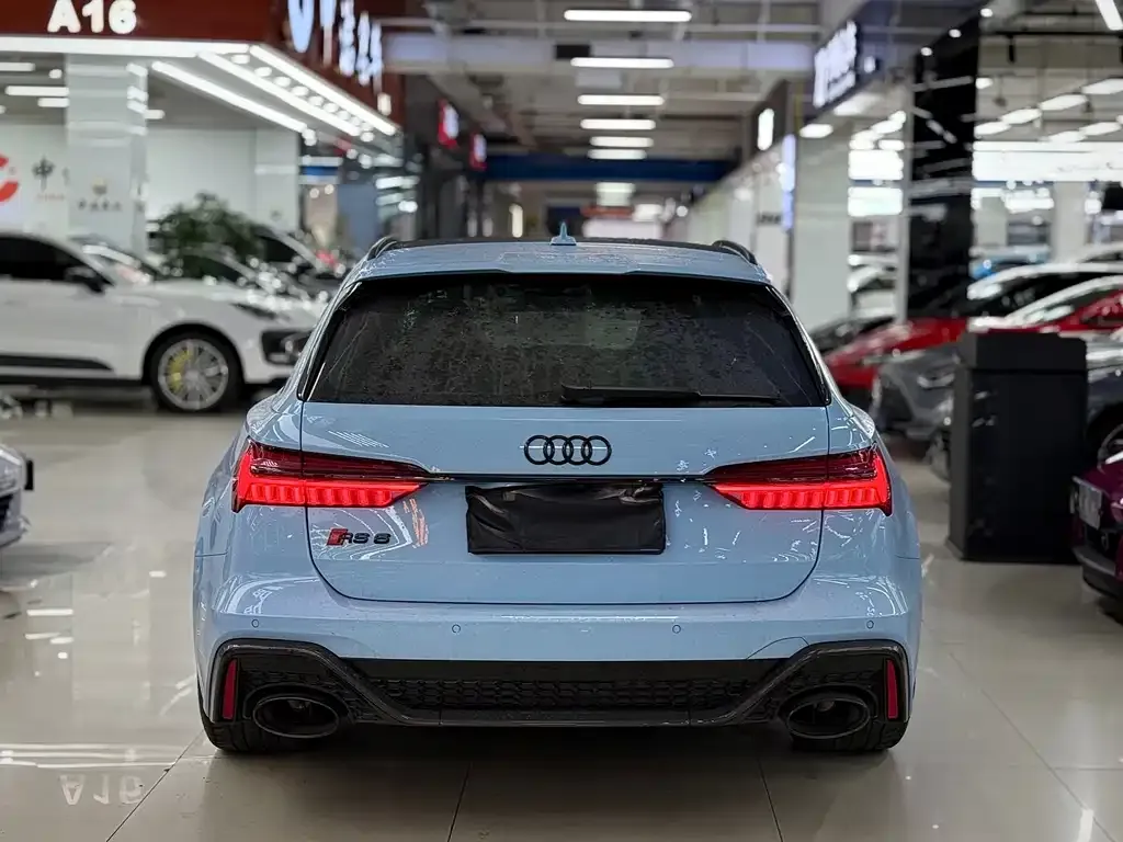 Audi RS 6 2023 из CN, фото 3