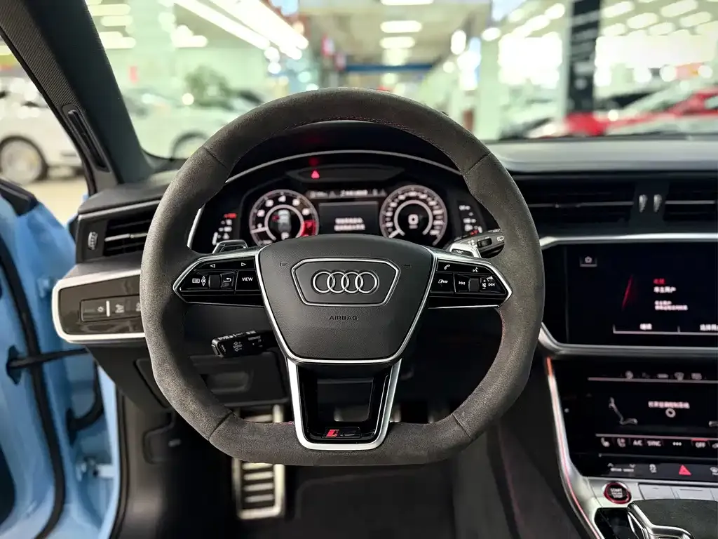 Audi RS 6 2023 из CN, фото 6