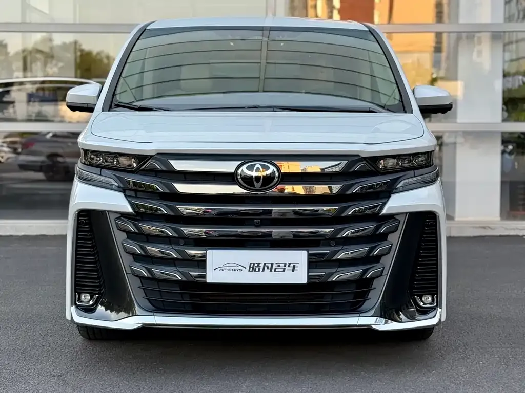 Toyota Vellfire 2024 из CN, фото 2