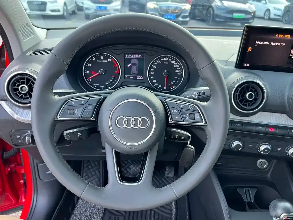 Audi Q2L 2021 из CN, фото 10