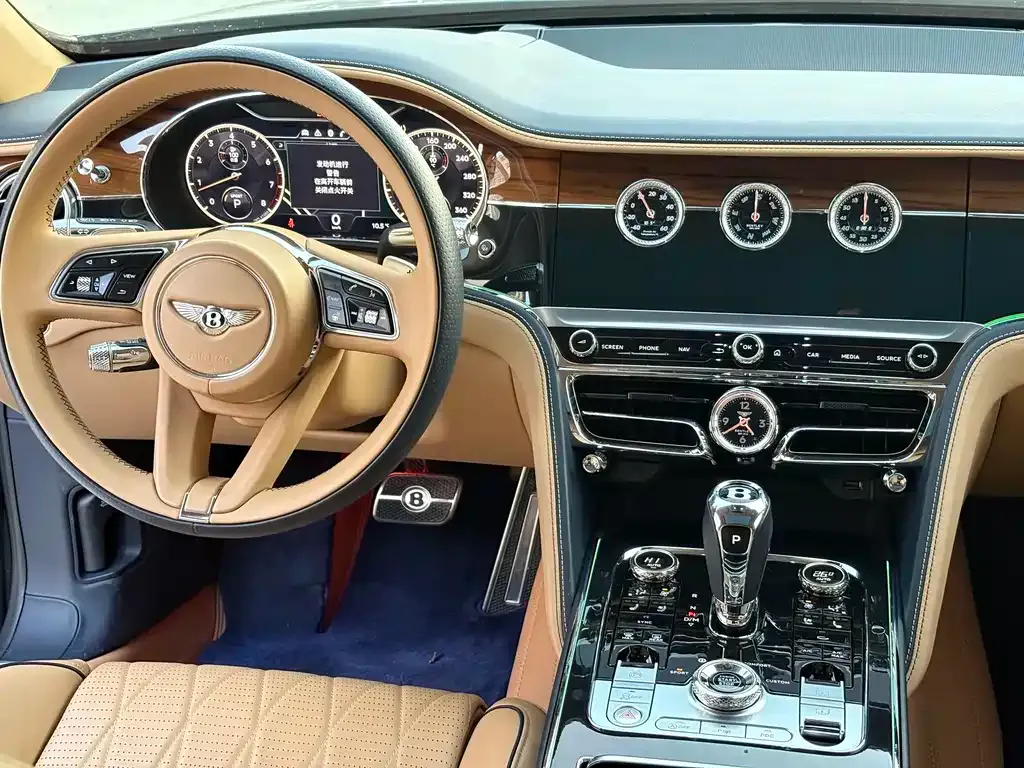 Bentley Flying Spur 2021 из CN, фото 10