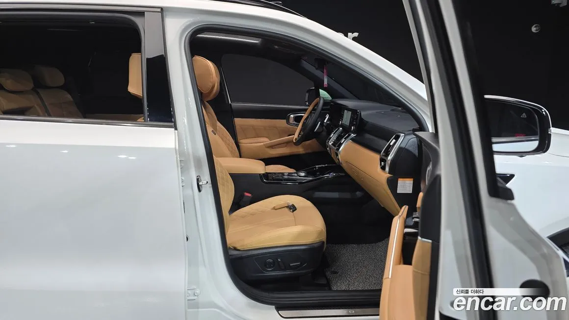 Kia Sorento — фото 10
