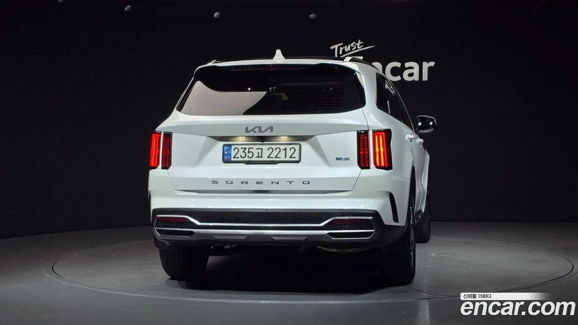 Kia Sorento — фото 4