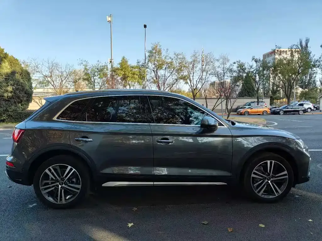 Audi Q5L 2022 из CN, фото 7