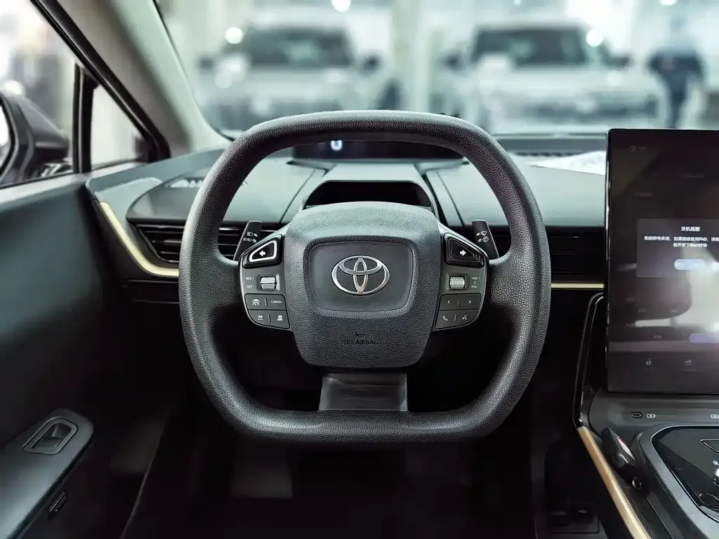 Toyota bZ3 2023 из CN, фото 6