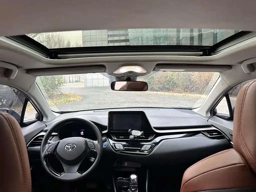 Toyota C-HR 2022 из CN, фото 9