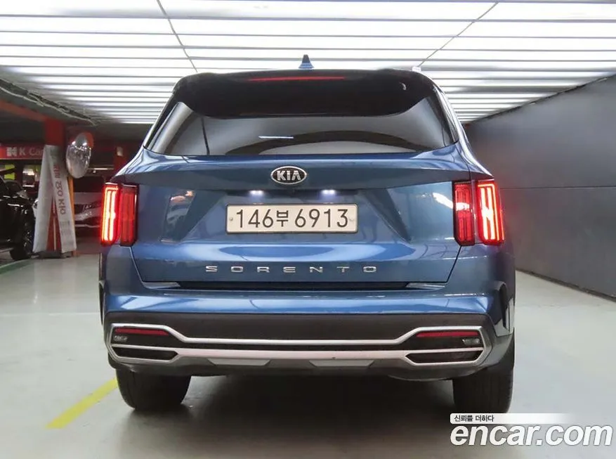 Kia Sorento — фото 3