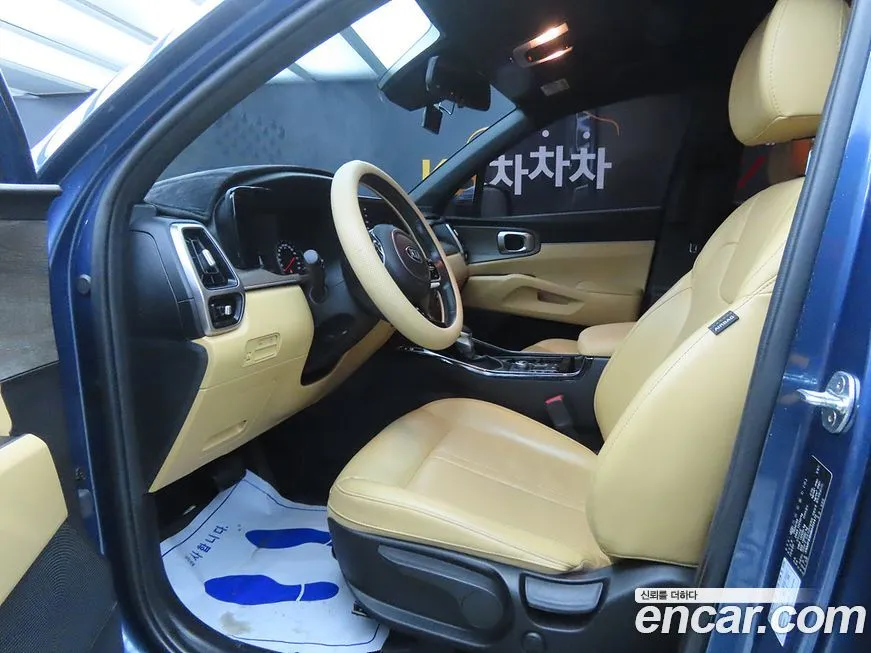 Kia Sorento — фото 5