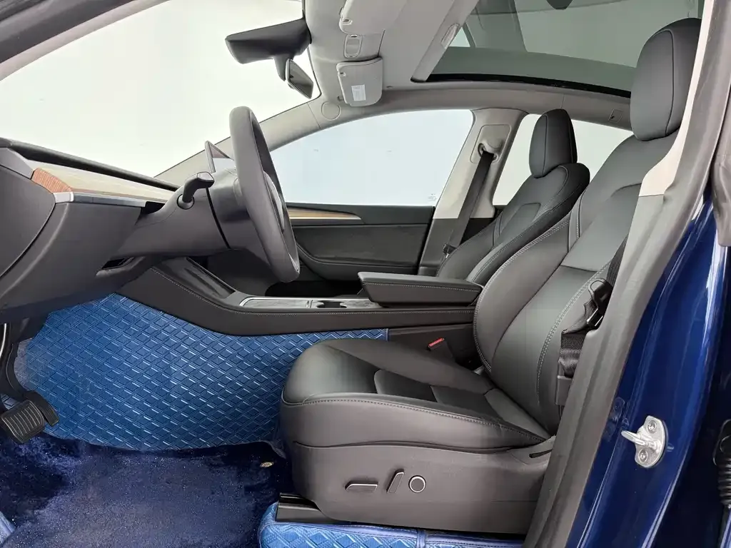 Tesla Model Y 2023 из CN, фото 5