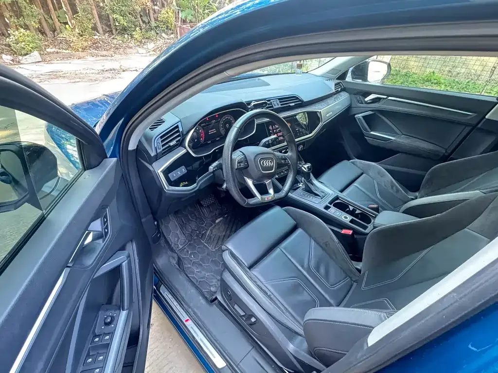 Audi Q3 Sportback 2023 из CN, фото 5