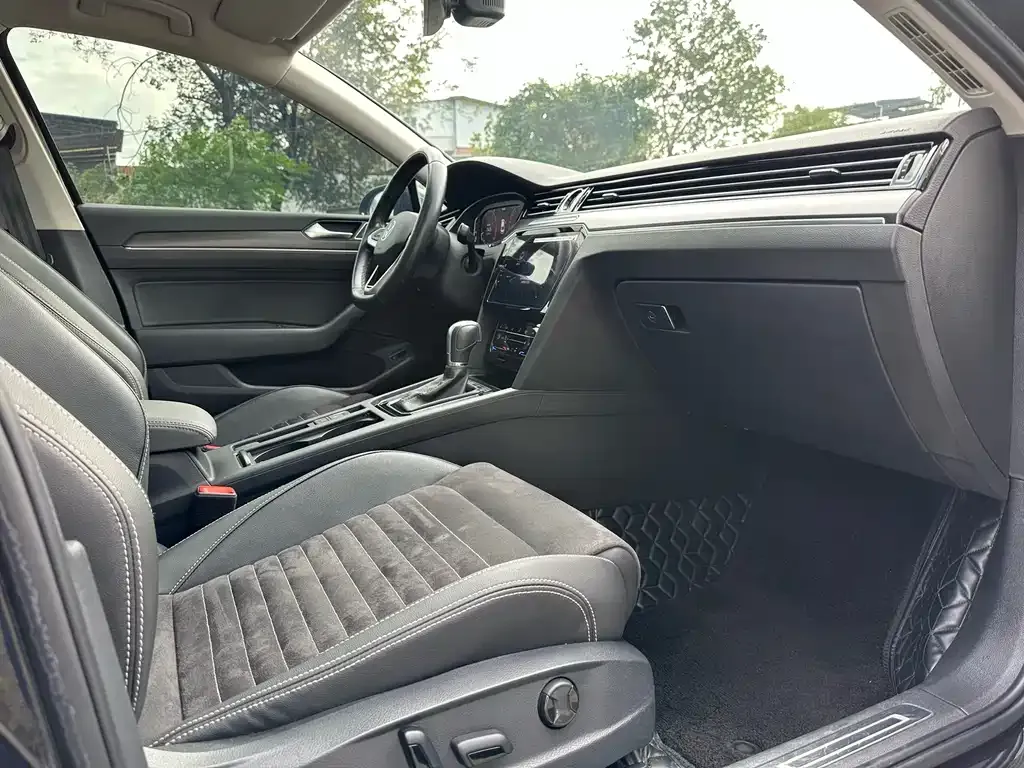 Volkswagen Magotan 2021 из CN, фото 7