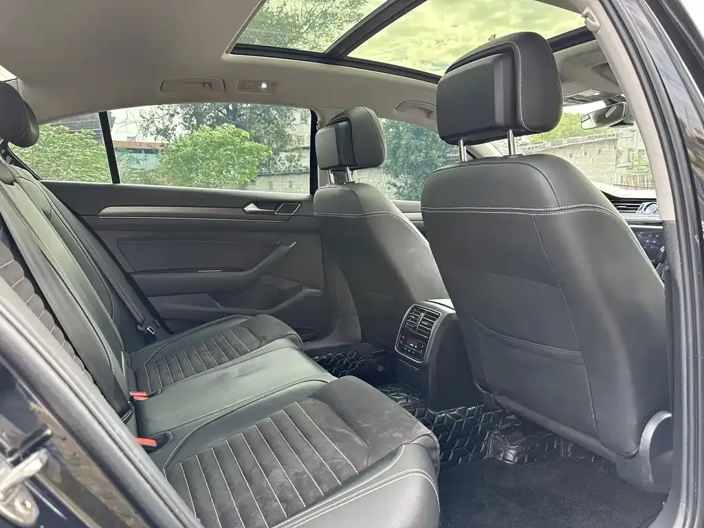 Volkswagen Magotan 2021 из CN, фото 9