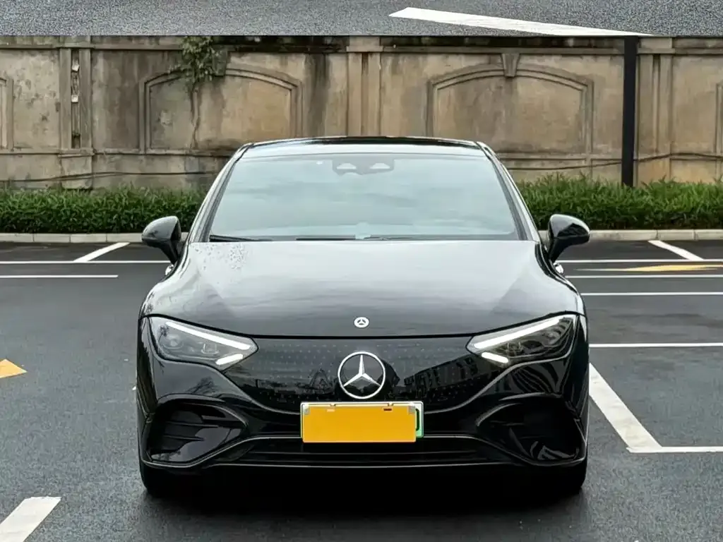 Mercedes-Benz EQE 2023 из CN, фото 2