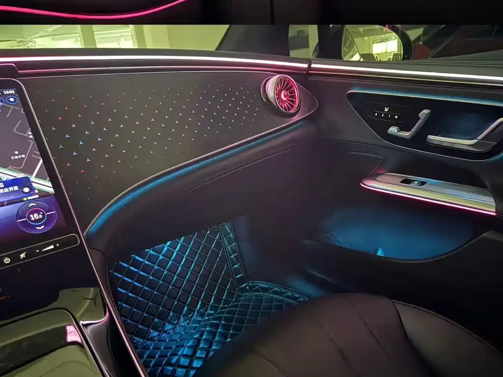 Mercedes-Benz EQE 2023 из CN, фото 6