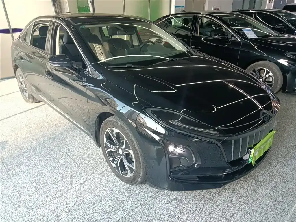 Hongqi E-QM5 2024 из CN, фото 4