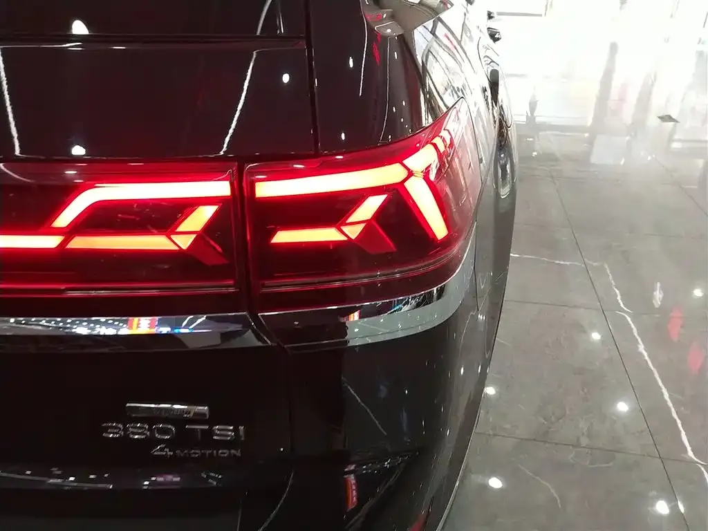 Volkswagen Teramont 2022 из CN, фото 8