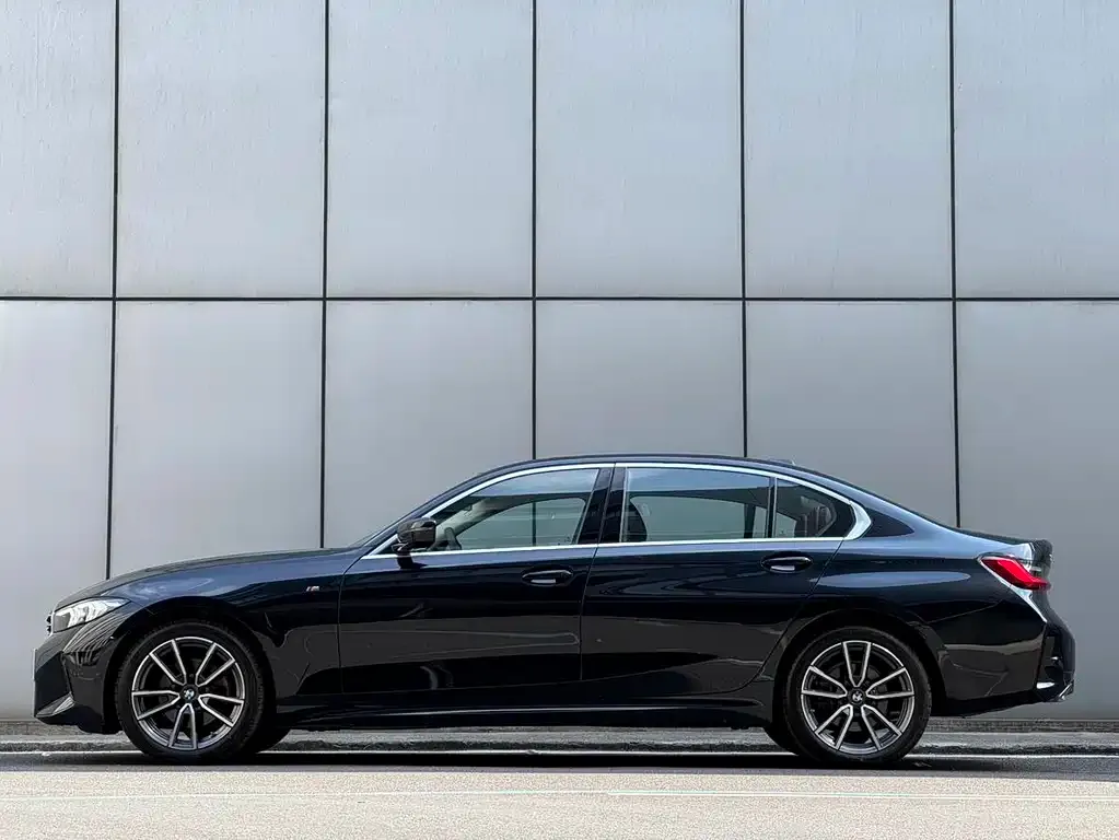 BMW 3 Series 2024 из CN, фото 3