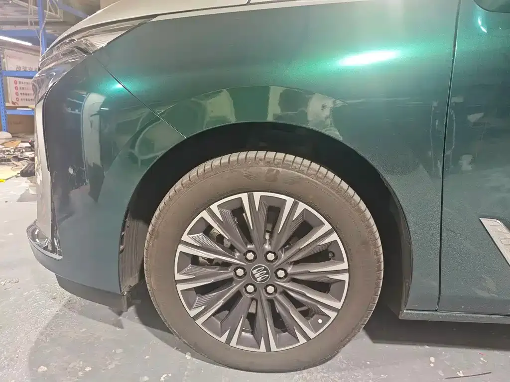 Buick GL8 2025 из CN, фото 7