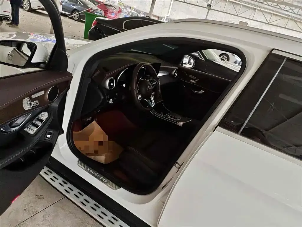 Mercedes-Benz GLC 2023 из CN, фото 2