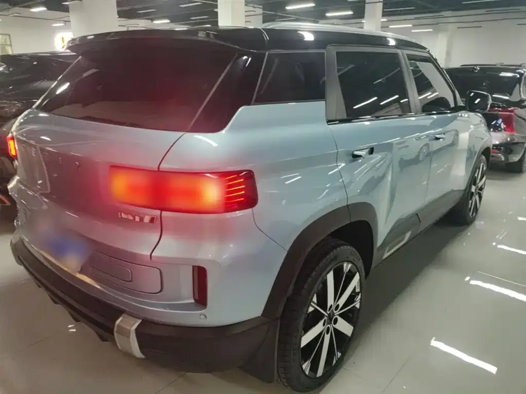 Geely Icon — фото 7
