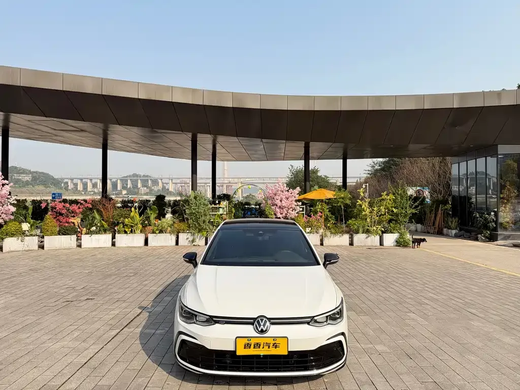 Volkswagen Golf 2022 из CN, фото 1