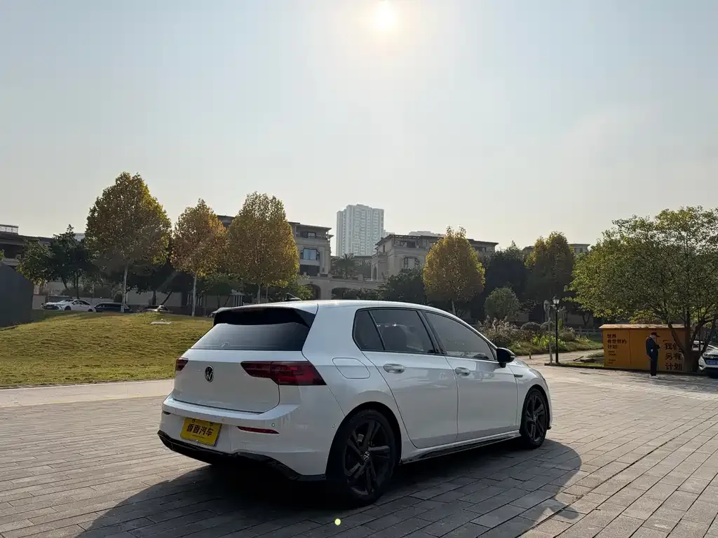 Volkswagen Golf 2022 из CN, фото 6