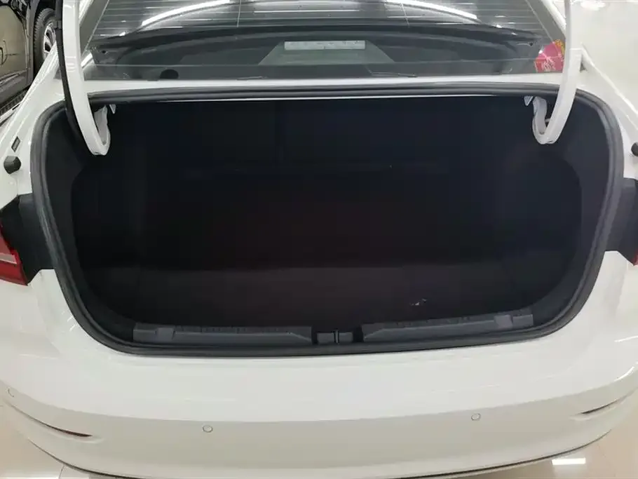 Volkswagen Lavida 2021 из CN, фото 4