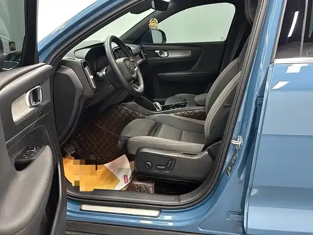 Volvo XC40 2022 из CN, фото 6