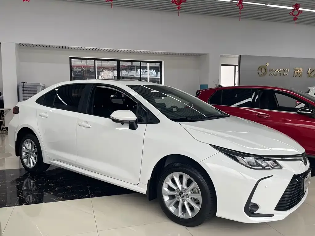Toyota Corolla 2022 из CN, фото 3